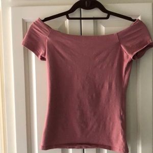 Garage of the shoulder top